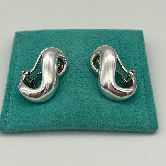 Tiffany & Co.-Sterling Silver Endless Infinity Earrings. Vintage Retired Design - Picture 2 of 9